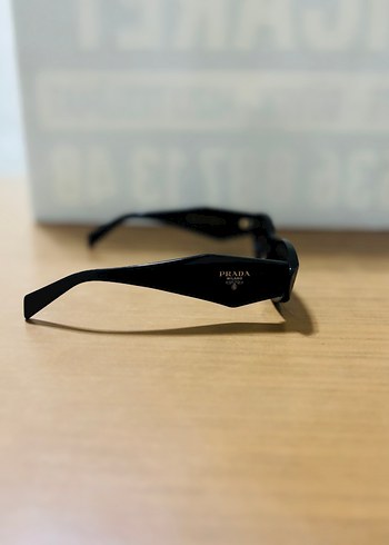 Siyah Minimalist Goth Kadın Güneş Gözlüğü - Görsel 2