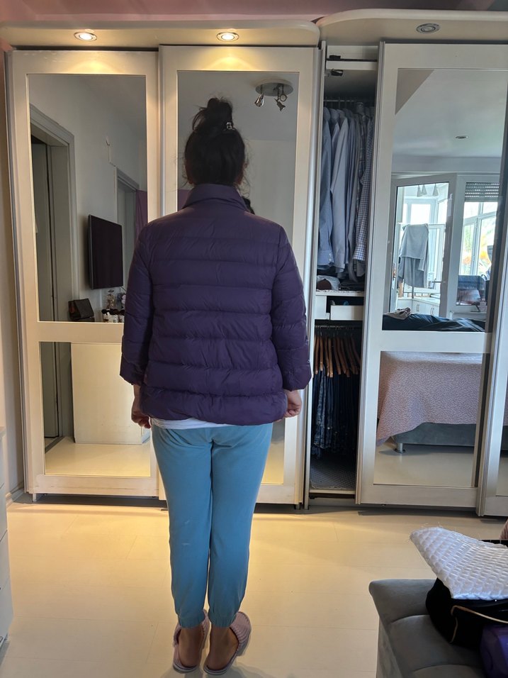 Mor Düğmeli Kadın Kışlık Mont - Görsel 2