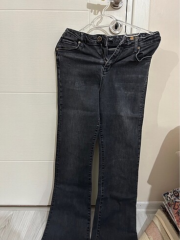 28 Beden siyah Renk Colin?s jeans regular bootcut İspanyol paça
