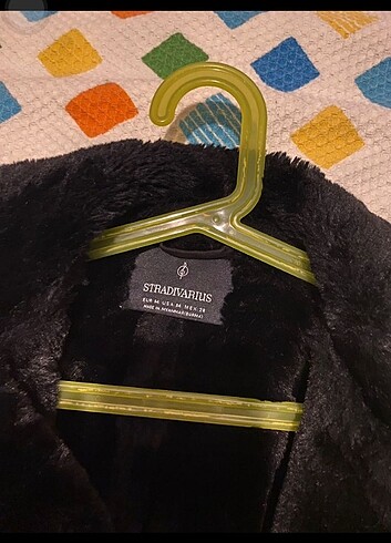 m Beden siyah Renk Stradivarius kürklü ceket