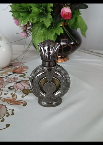 Khadlaj Turathi fiyatı 60 dolar olan orjinal parfüm - Görsel 2