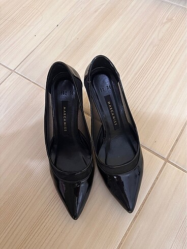 38 Beden siyah Renk siyah stiletto