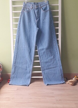 Wide leg jean