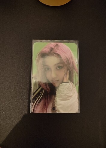 Danielle photocard