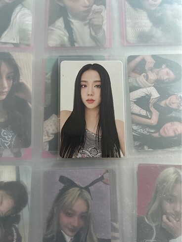 Blackpink jisoo born pink