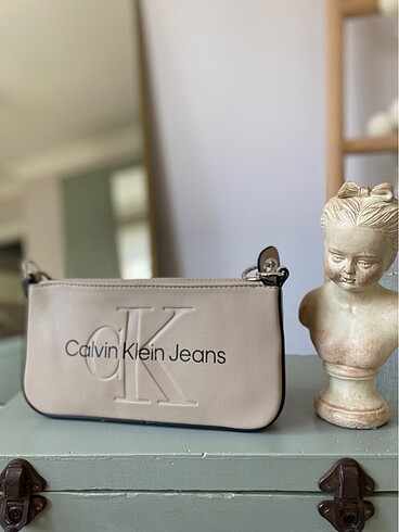  Beden camel Renk Calvin klein camel el çantası