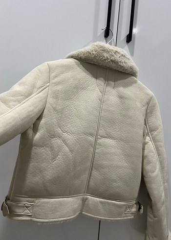 Stradivarius Stradivarius Kadın Bej Süet Kürk Detaylı Ceket