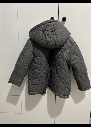 Gri Erkek Çocuk Kürklü Mont - Görsel 4