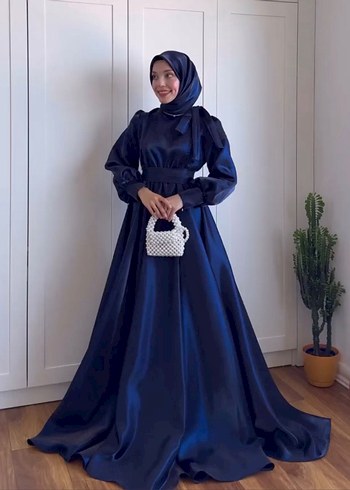 Necla Çakır abiye