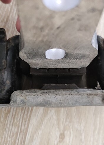 Beden Ford fiesta şanzıman takozu