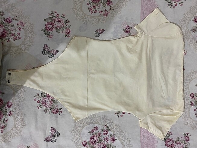Dilvin dilvin kare yaka çıtçıtlı body