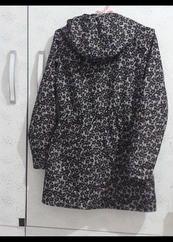 Gri Kapüşonlu leopar  Desenli Kadın Kaban yağmurluk trençkot
l - Görsel 2