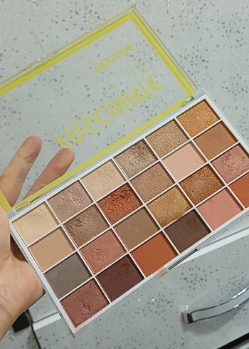 Bej Tonlarda 24 Renk Göz Farı Paleti mac revolition - Görsel 2