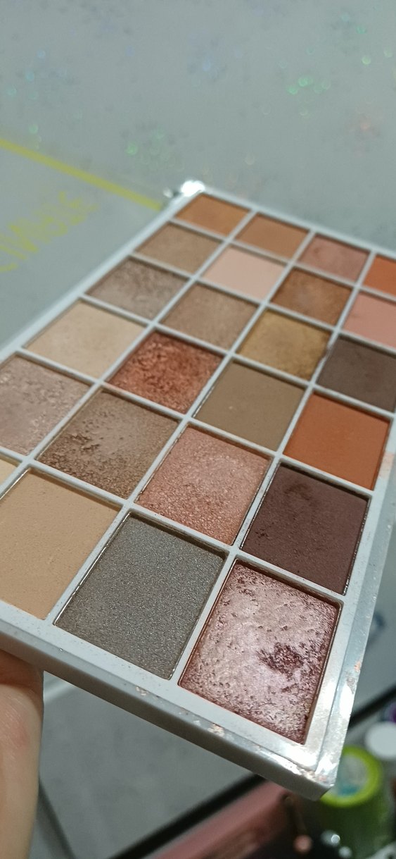 Bej Tonlarda 24 Renk Göz Farı Paleti mac revolition - Görsel 5