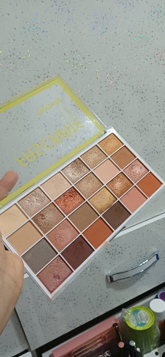 Bej Tonlarda 24 Renk Göz Farı Paleti mac revolition - Görsel 4