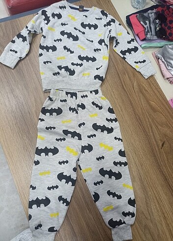 Çocuk pijama takımı