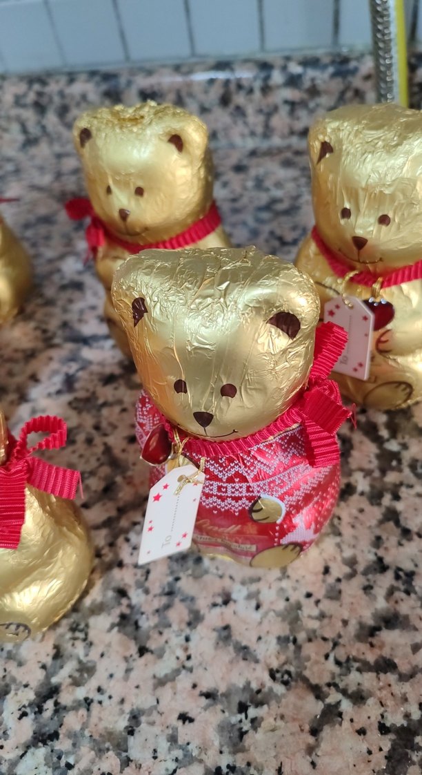 Lindt ayıcık sütlü çikolata - Görsel 3