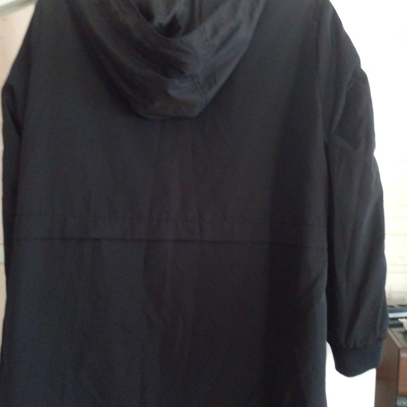Marka tescilli  XLsiyah kapşonlu yağmurluk - Görsel 2