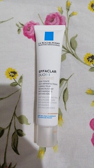 La roche posey effaclar renkli nemlendirici