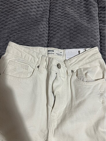 32 Beden Bershka