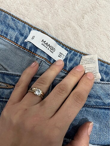 Mango jean