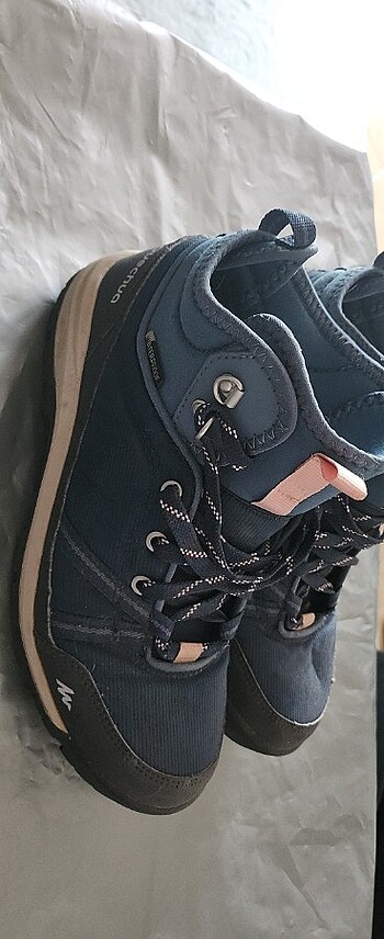Quechua Traking bot