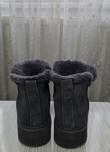 39 Beden gri Renk Ugg Bayan bot