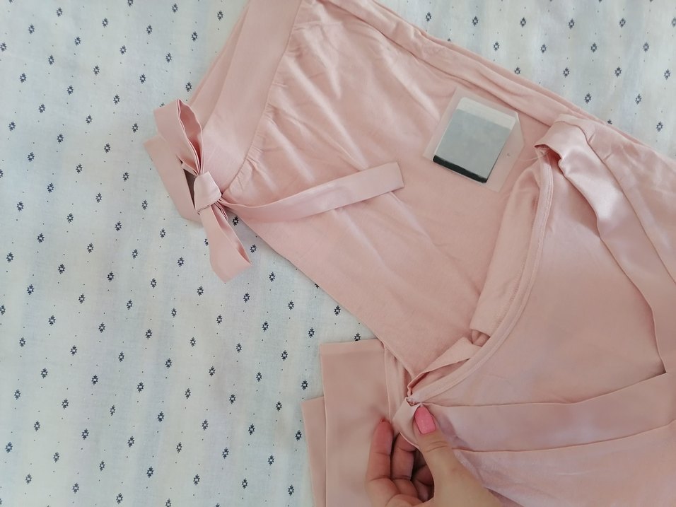 Pembe V Yaka pijama takımı - Görsel 2