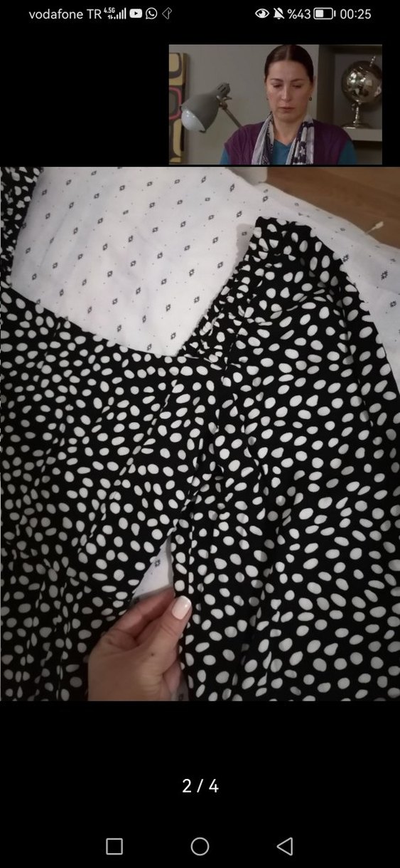 Siyah Beyaz Puantiyeli Uzun Kollu Uzun Elbise - Görsel 2