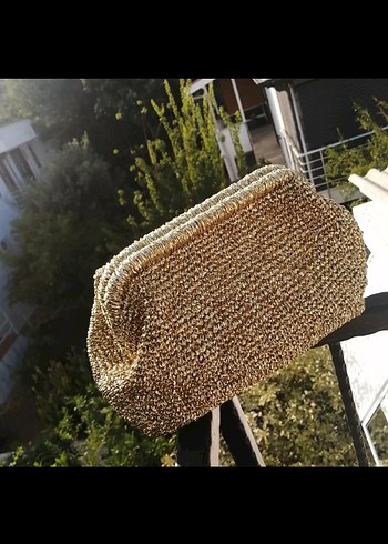 Mango Metalik Gold Burslu Clutch Çantamız