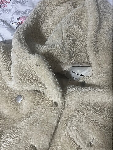 Pull and Bear Kısa kışlık ceket