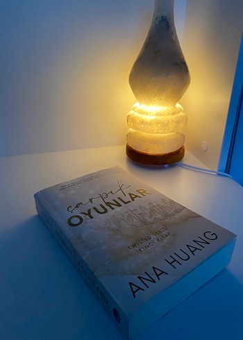 Çarpık Oyunlar - Ana Huang