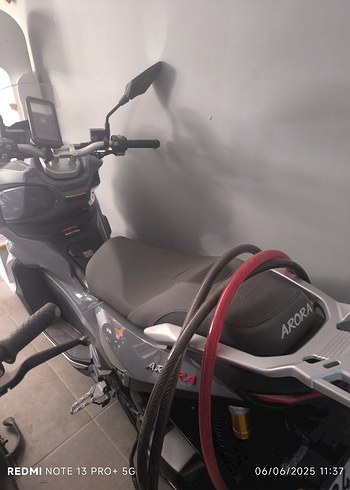 Şeffaf Vizörlü Gri Biker Kask - Görsel 4