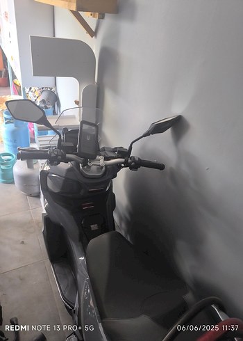 Şeffaf Vizörlü Gri Biker Kask - Görsel 6