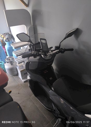 Şeffaf Vizörlü Gri Biker Kask - Görsel 7