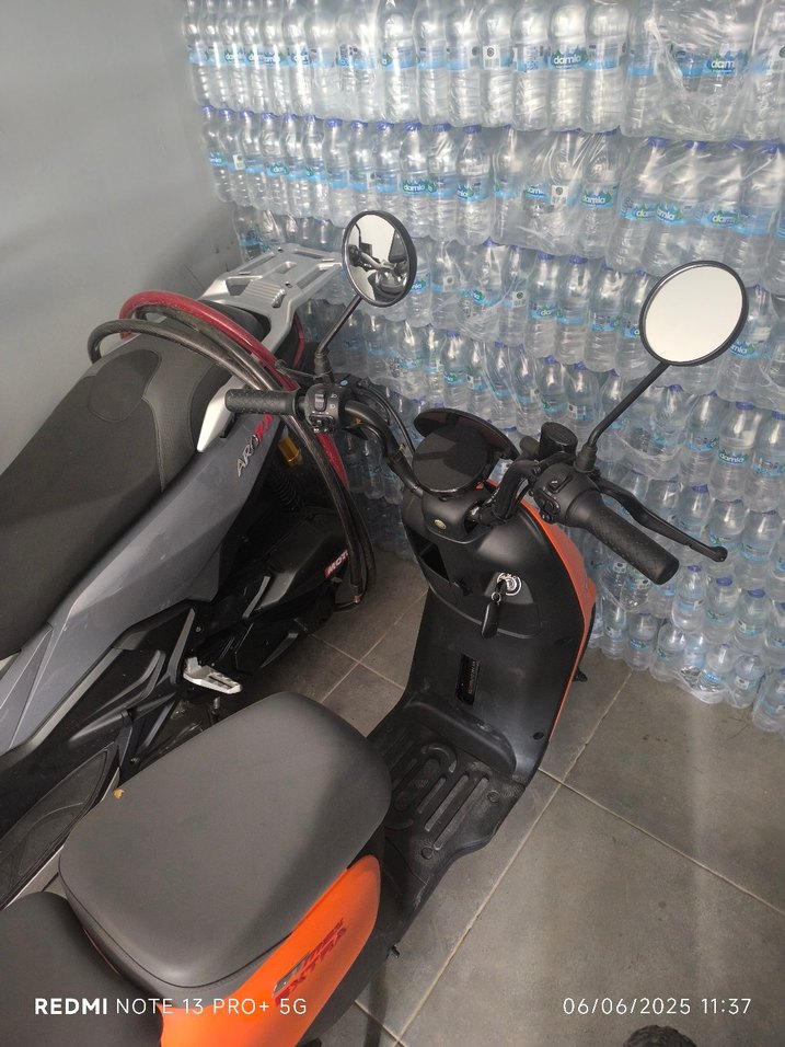 Şeffaf Vizörlü Gri Biker Kask - Görsel 5