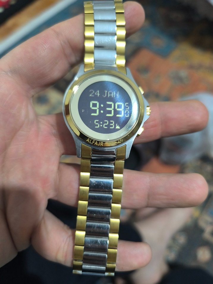 Altın ve Gri Dijital erkek Saati - Görsel 4