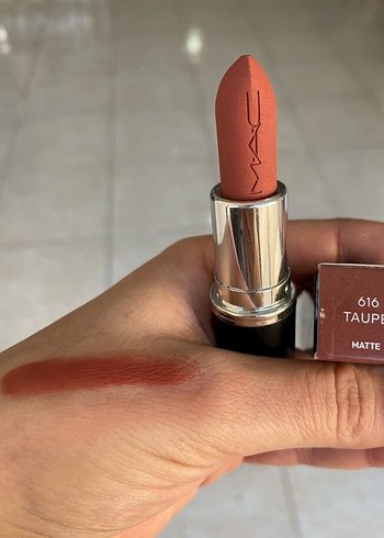 MAC Mat Ruj 616 Taupi kiremit tonu