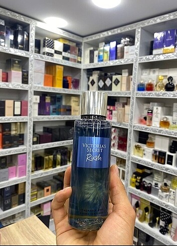 Victoria's secret rush vücut spreyi 1 adet #parfüm #vücutspreyi