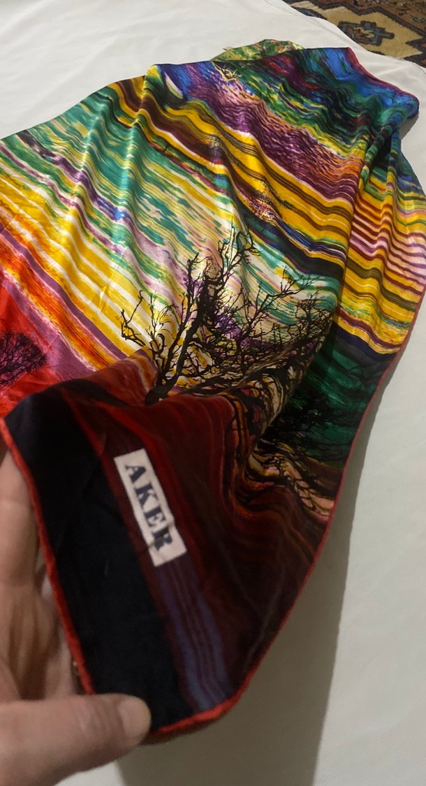 Aker marka eşarp - Görsel 4