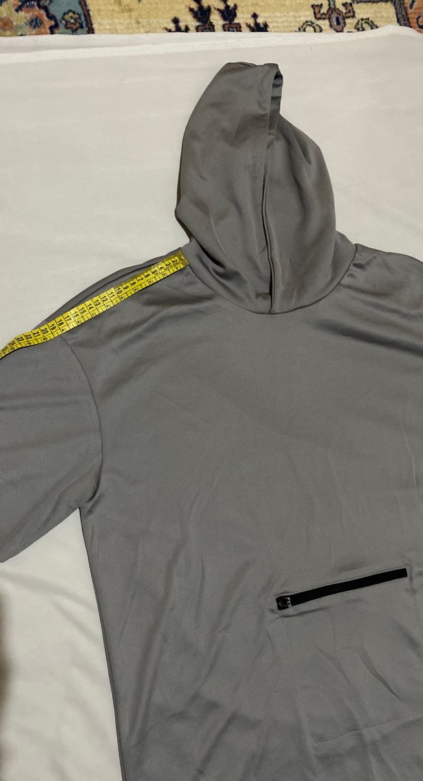 Gri Kısa Kollu Yüksek Yakalı erkek ve bayan kullanacağTişört - Görsel 3