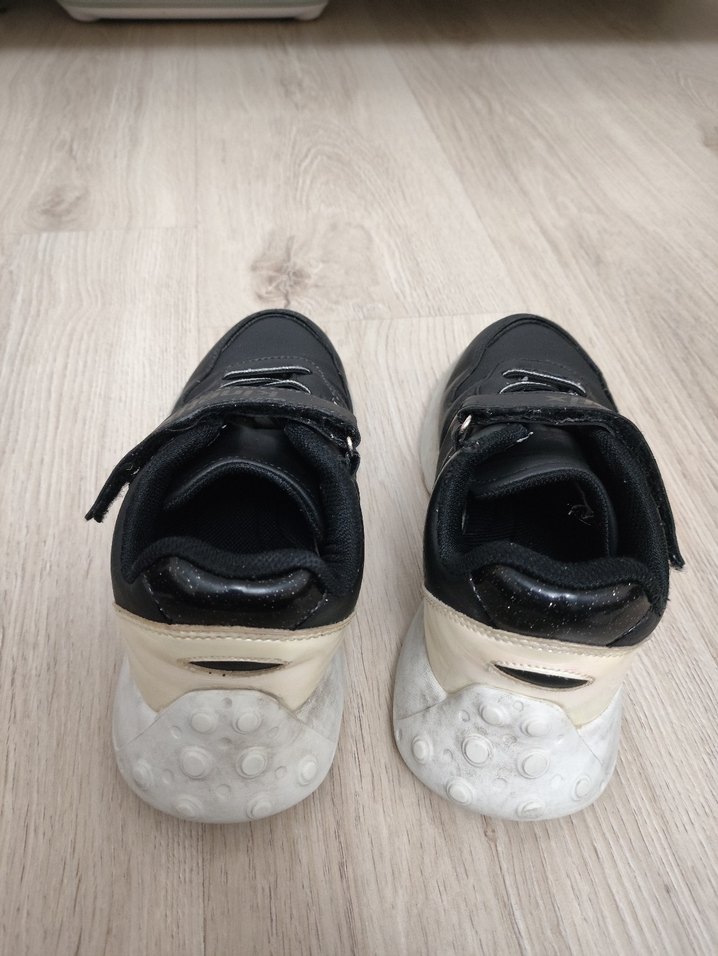 Kız Çocuk Siyah Gri Kinetix Spor Ayakkabı - Görsel 3