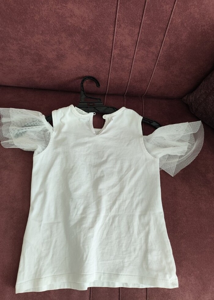 Beyaz tişört sadece 23 nisan gösterisinde bir kez giyildi.  - Görsel 2