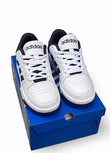 37 Beden Adidas Spor ayakkabı