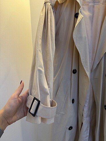 36 Beden ten rengi Renk Krem rengi kol detaylı oversize trençkot