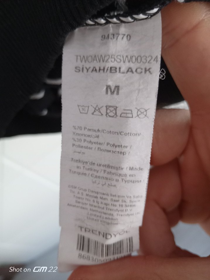 Siyah Beyaz Çizgili Piliseli Kadın Kazak - Görsel 4