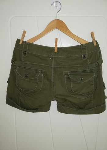 LTB Düğmeli Koyu Yeşil Mini Kadın Şort Ölçüsü Resimde - Görsel 2