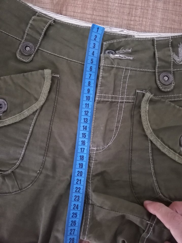 LTB Düğmeli Koyu Yeşil Mini Kadın Şort Ölçüsü Resimde - Görsel 5