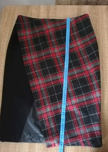 Om MARKA Kırmızı Ekoseli Etek - Görsel 7