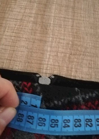 Om MARKA Kırmızı Ekoseli Etek - Görsel 4